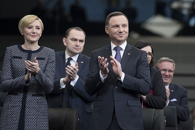 End of Poland’s “Europeanization” or Opportunity for European Federalism? 