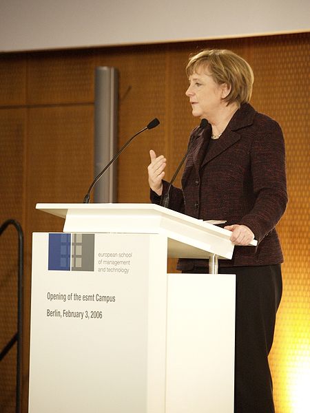 Merkel_gives_keynote_speech_hires