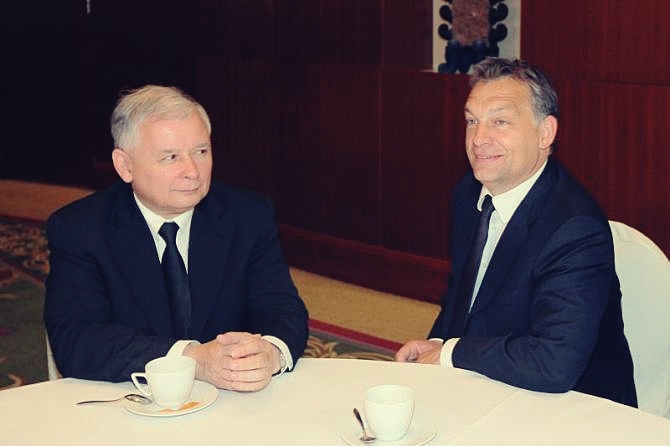 Orban-Kaczynski-picture