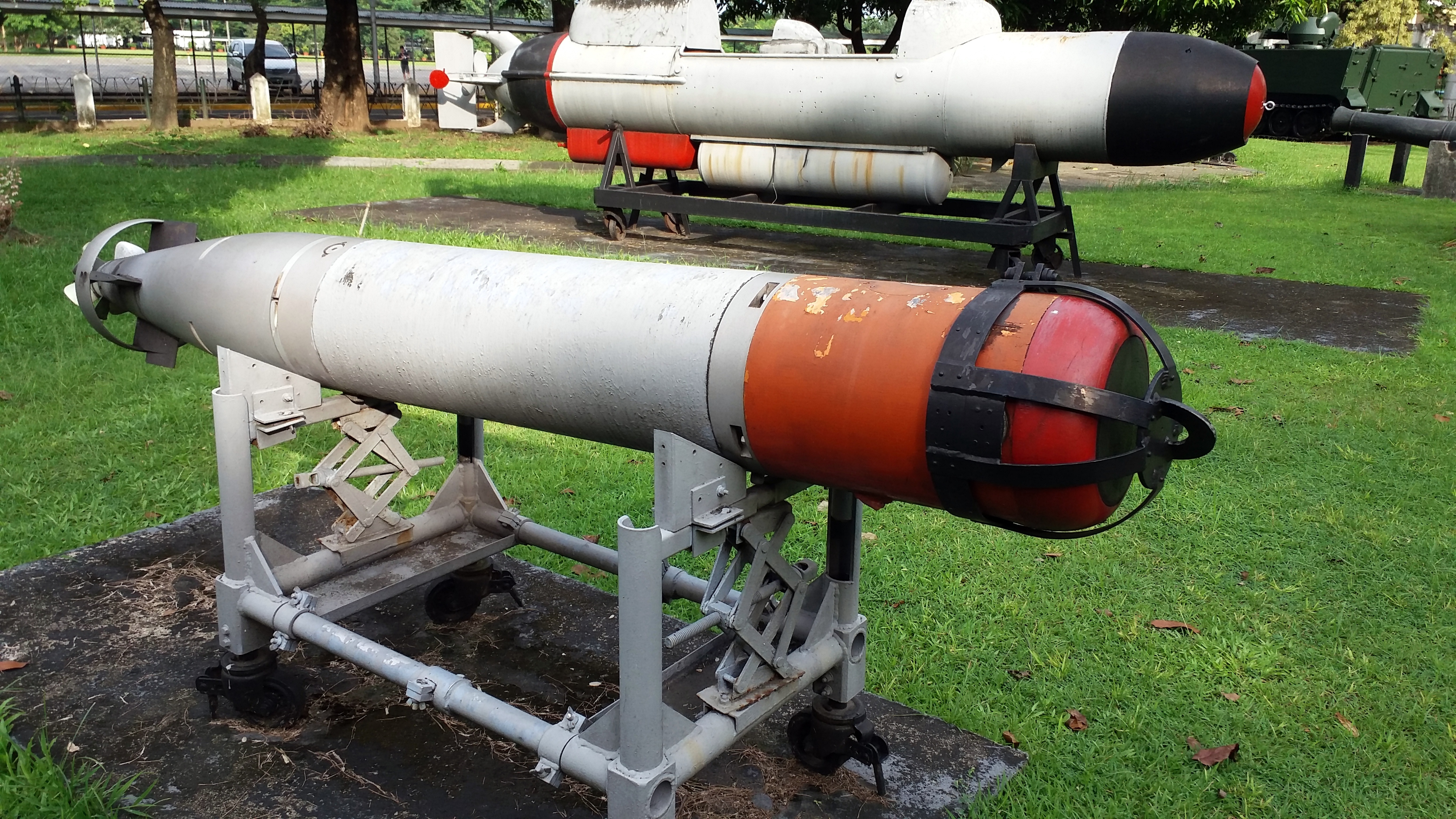 A Mk 44 Light Weight Torpedo of the Philippine Navy. Photo taken at the Armed Forces of the Philippines Museum in Camp Aguinaldo.