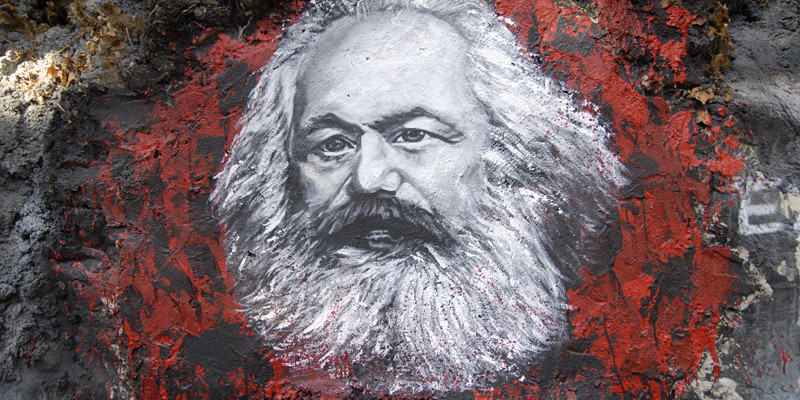 Karl_Marx,_painted_portrait_DDC2787