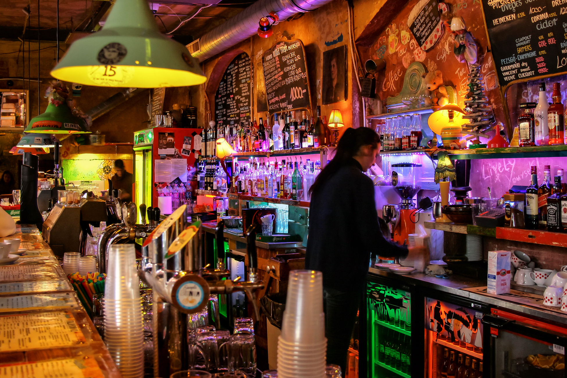 170427150458-szimpla-kert