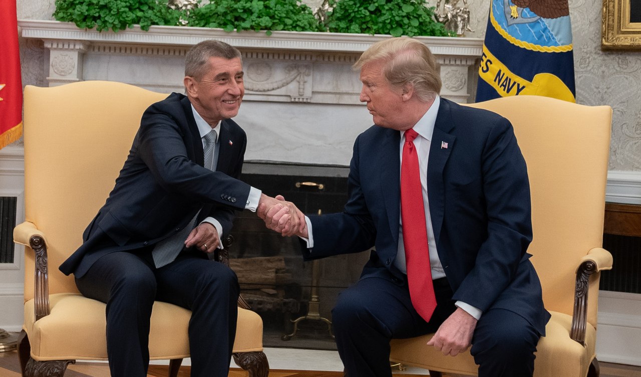 1280px-The_Prime_Minister_of_the_Czech_Republic_and_Mrs._Monika_Babišová_Visit_the_White_House_(47318288391)_(cropped)