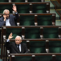 polish-parliament-sejm-kaczynski-right-vote