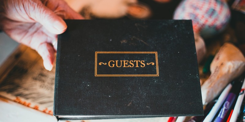 guests-book