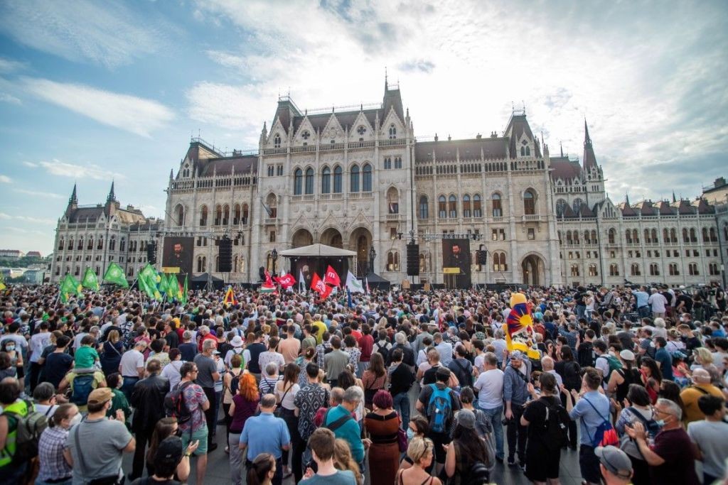 Sought-After Votes: Young Voters and 2022 Hungary Parliamentary Elections