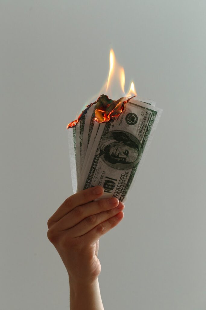 World Without Money: Utopia or Dystopia? World Without Money: Utopia or Dystopia?